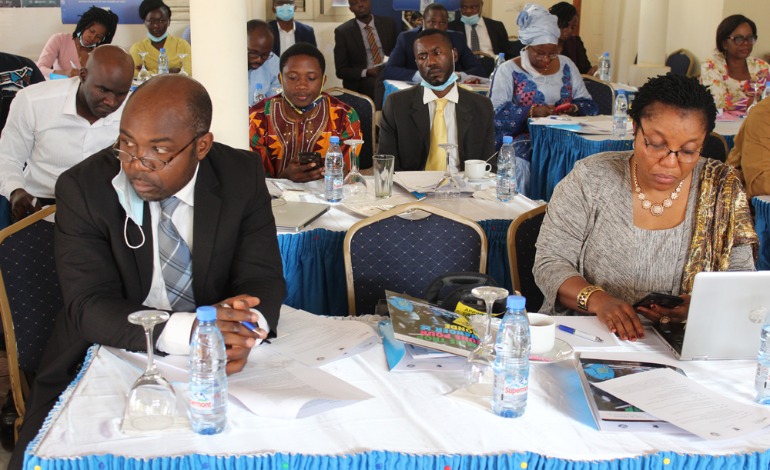 Le droit &agrave; la sant&eacute; au menu d&rsquo;un atelier organis&eacute; par le CNUDHD-AC